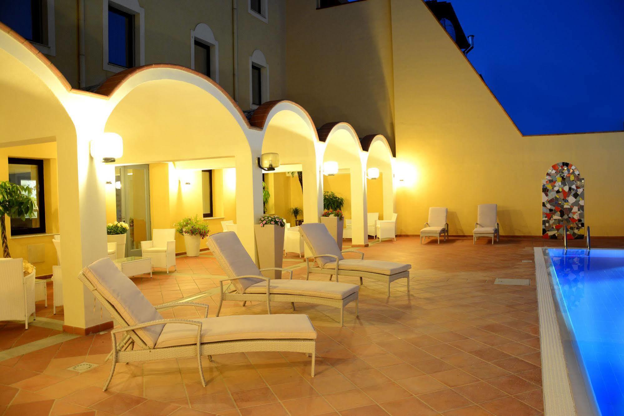 Hotel Orri Tortolì Exterior foto